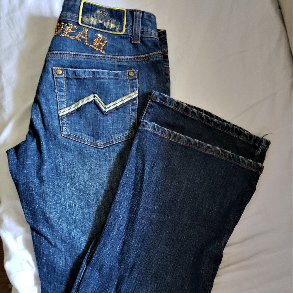 Women's "ROCA WEAR " jeans.Size 5 (nwot)